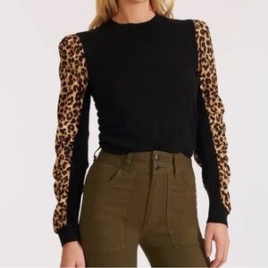 Veronica Beard 100% Merino Wool Leopard Print Sleeve Black Sweater Top
